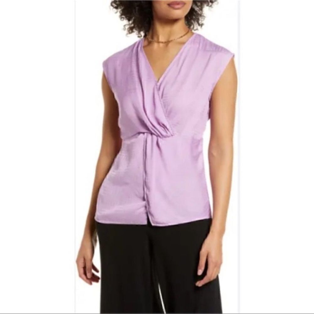 Halogen | lavender twist front top
